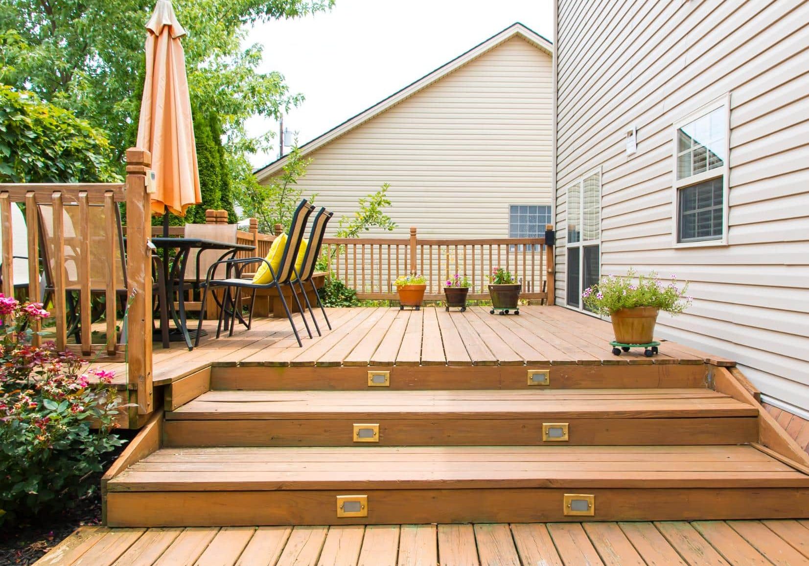 modern-wooden-patio